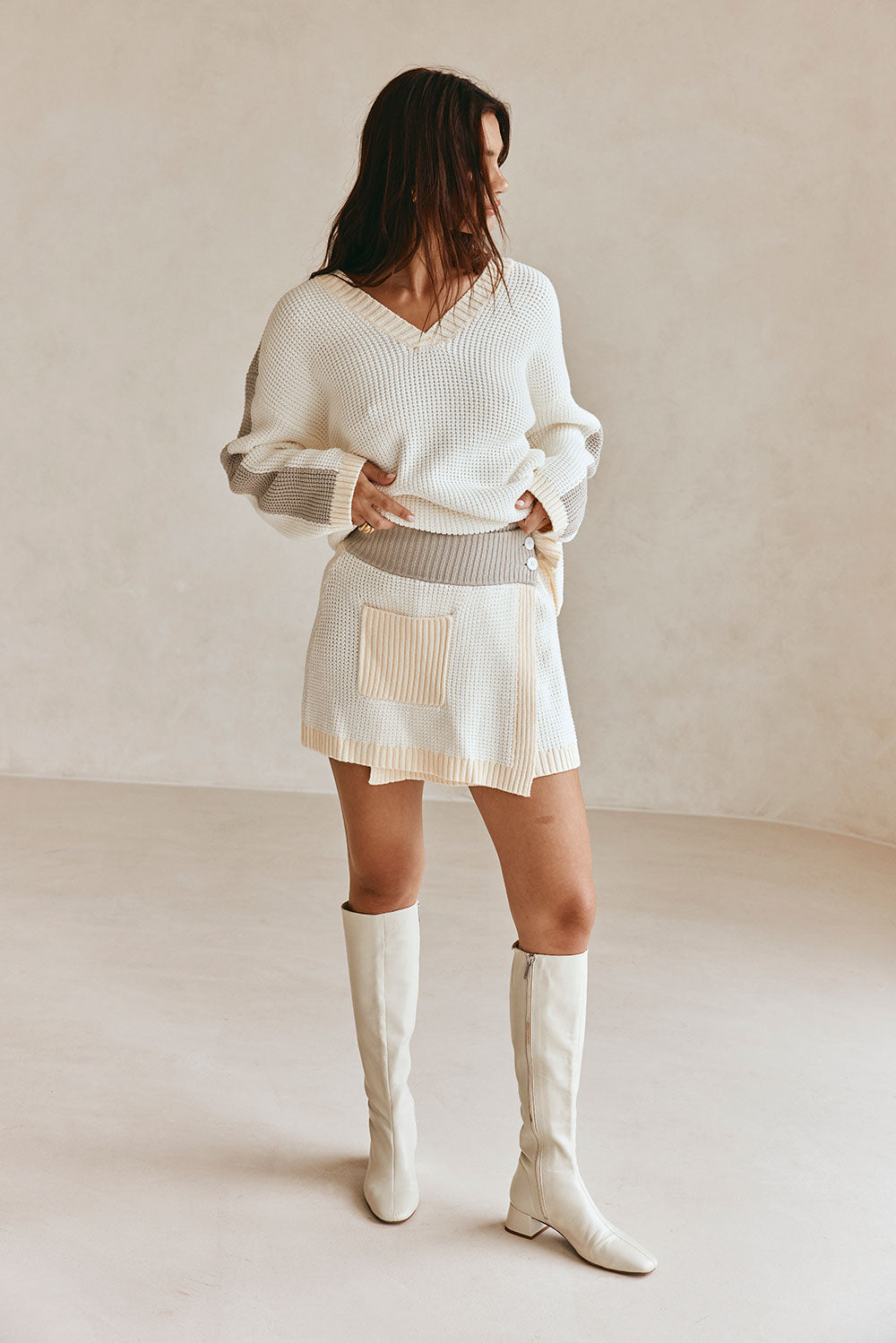Cozy Cotton Blend Adelaide Sweater for Versatile Wear