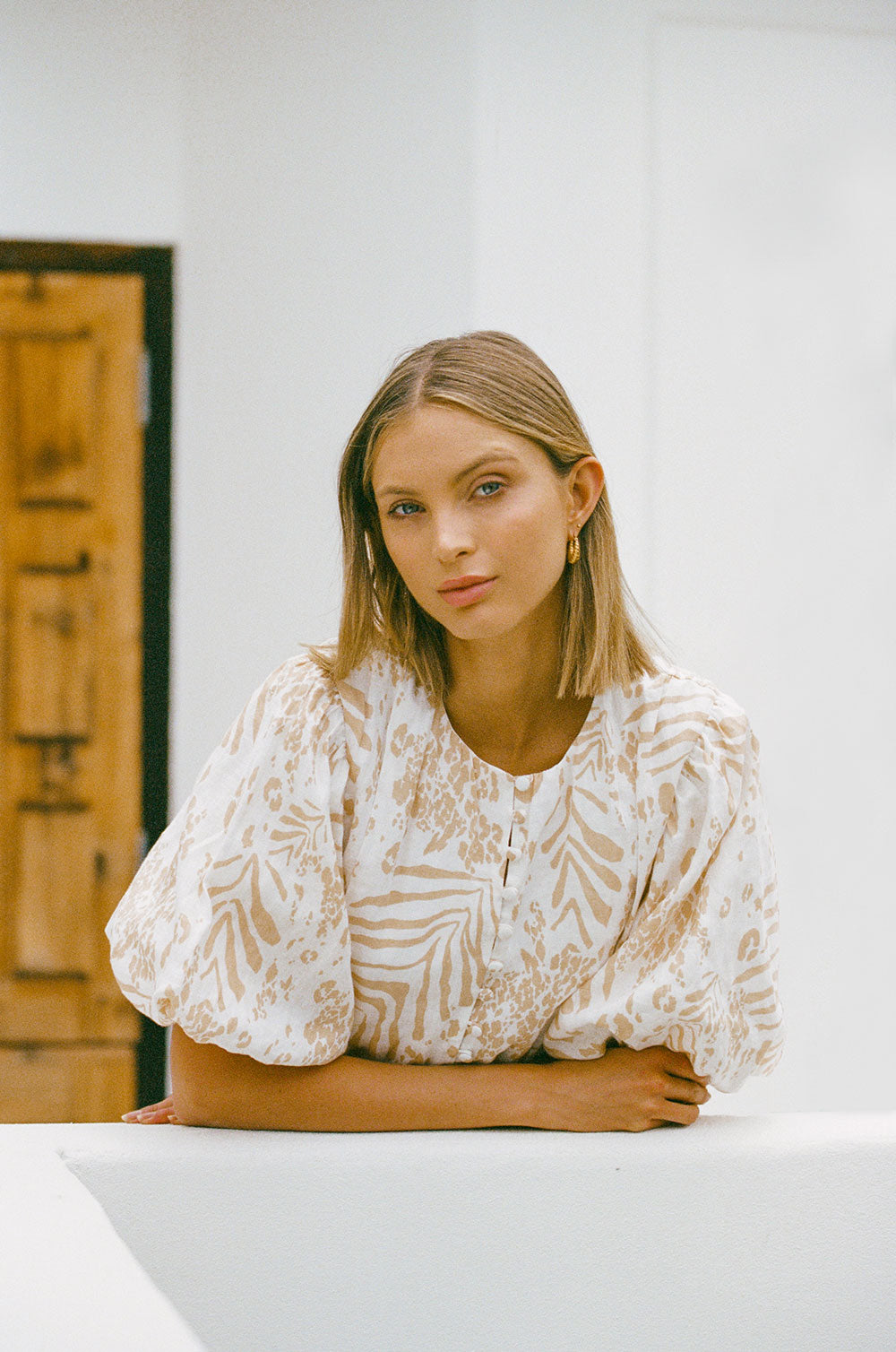 Unique Aura Linen Sample Dress for Personal Wear