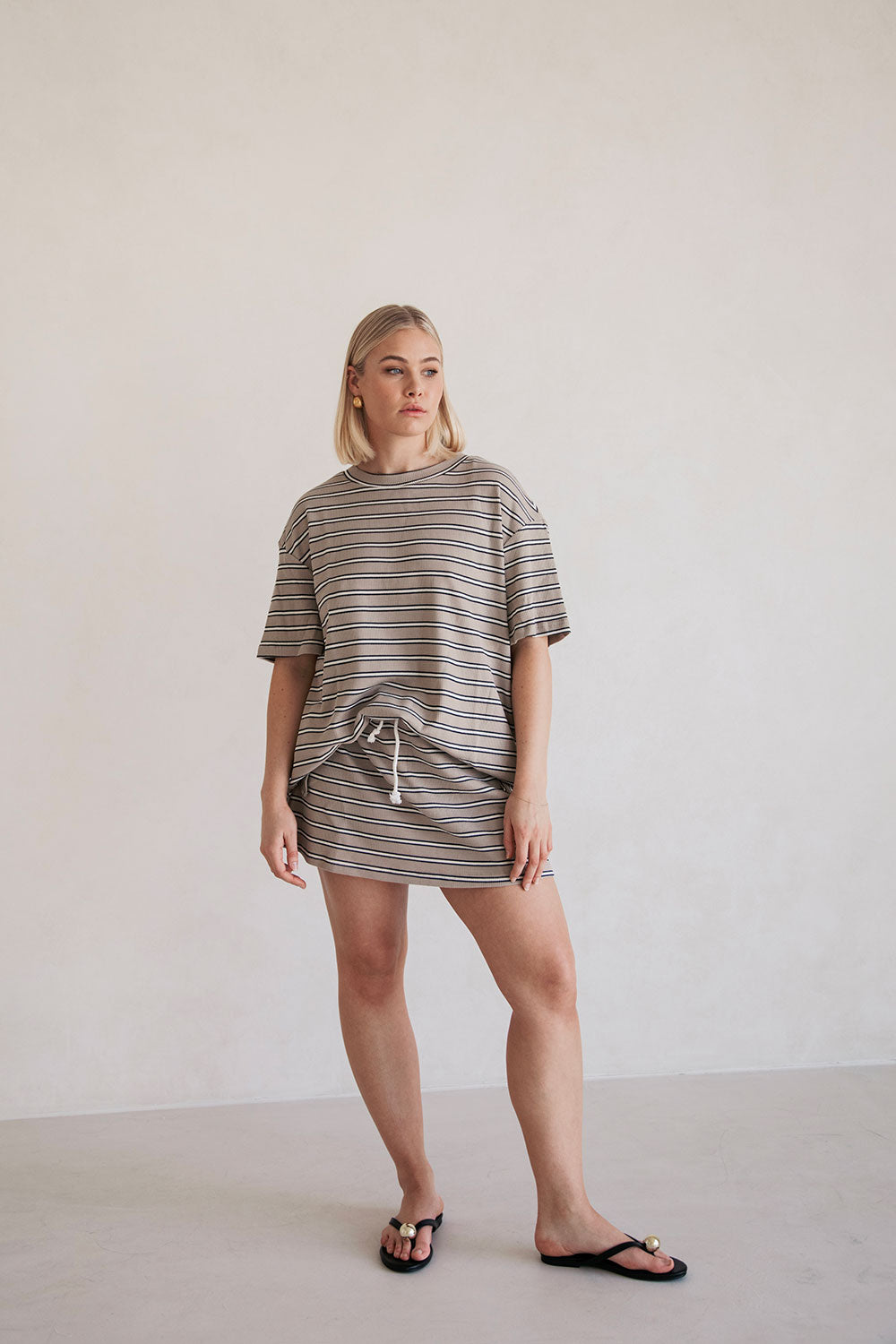 Charming Jeanie Mini Skirt for a Fashionable Look