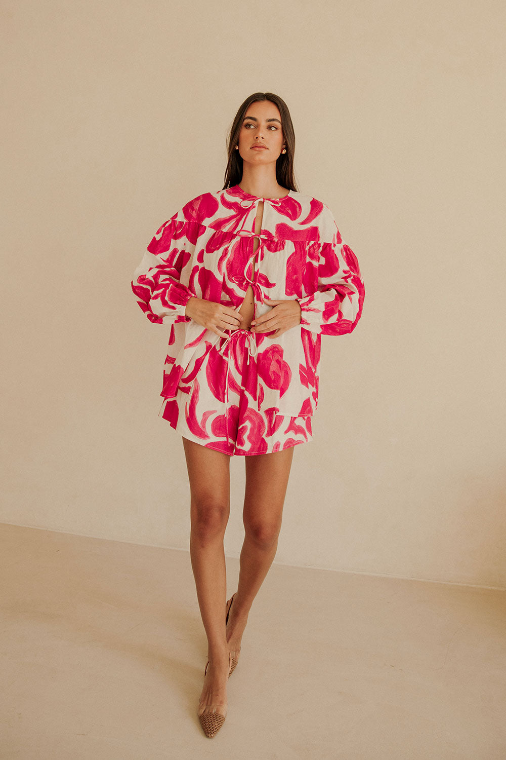 Elegant Ada Floral Mina Shorts for Relaxed Vacations