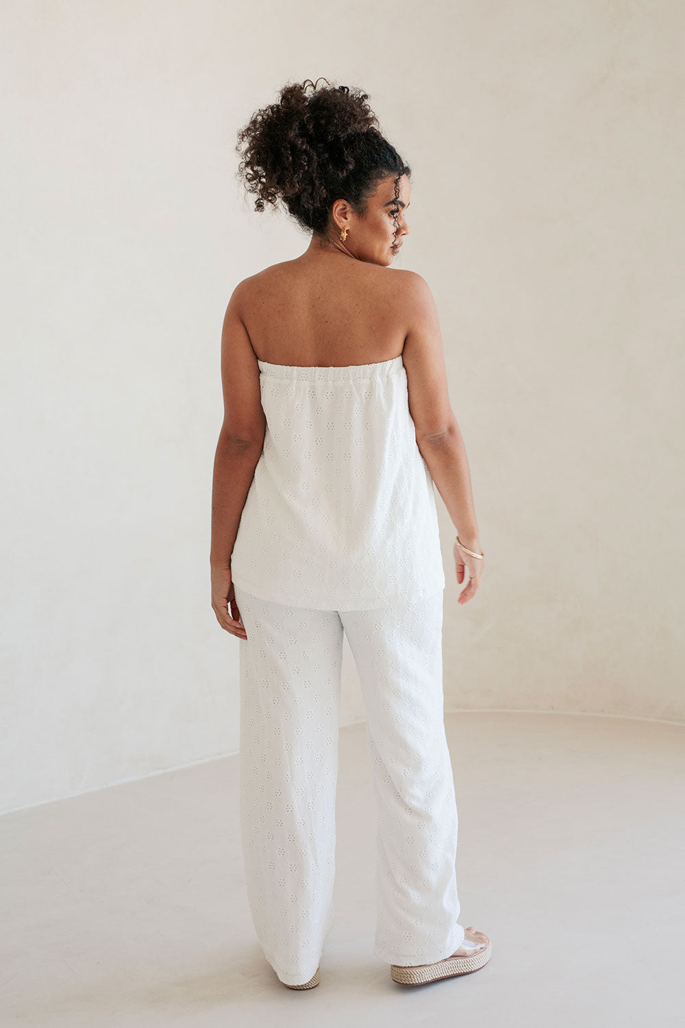 White Ellira Women's Fashionable Strapless Top
