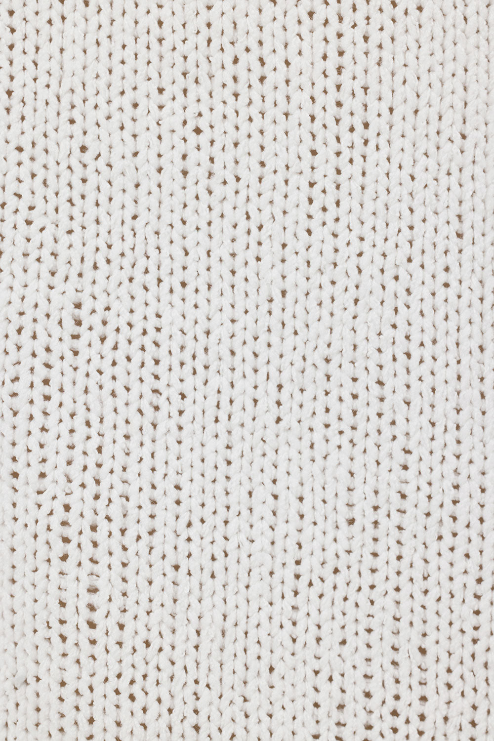 Chic White Knitted Kase Top for Vacation Look