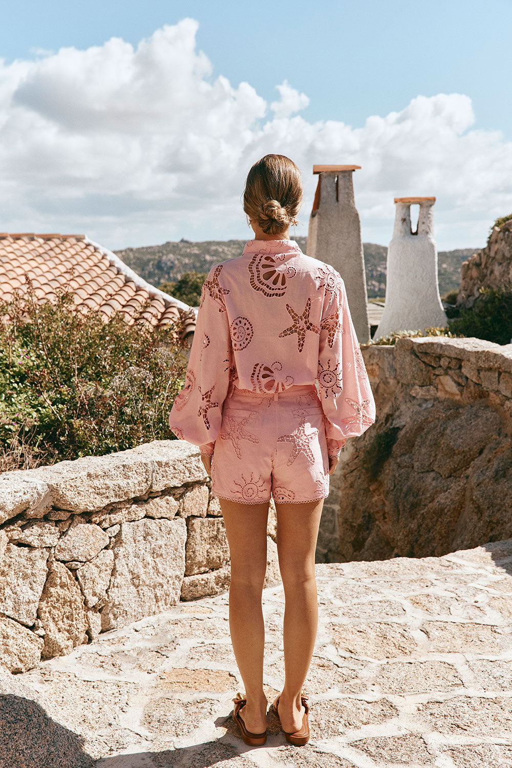 Stylish Carilo Shorts in Delicate Corallo Rosa Color