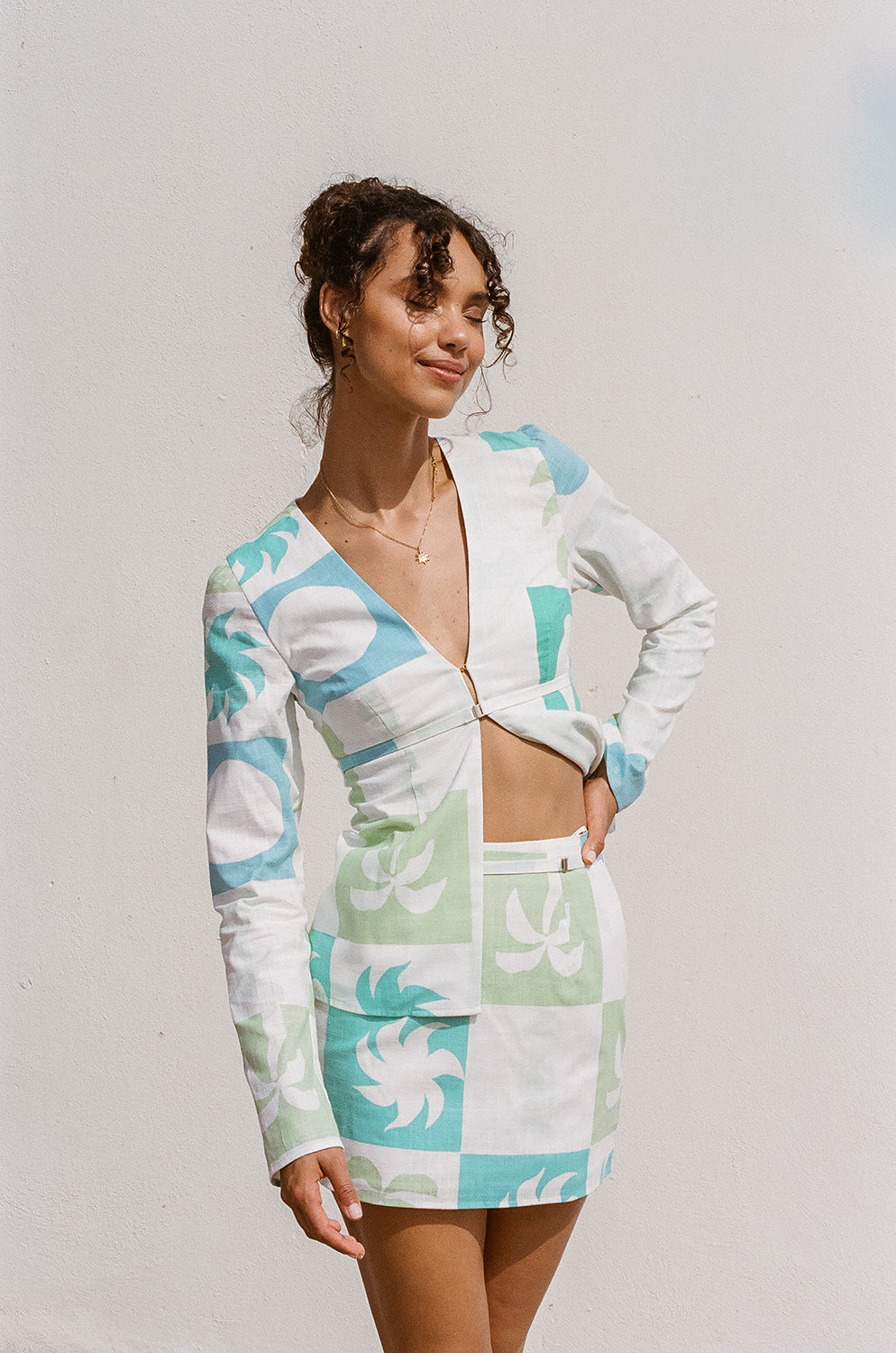 Exquisite Harlow Skirt with Palm Tile Breeze Pattern
