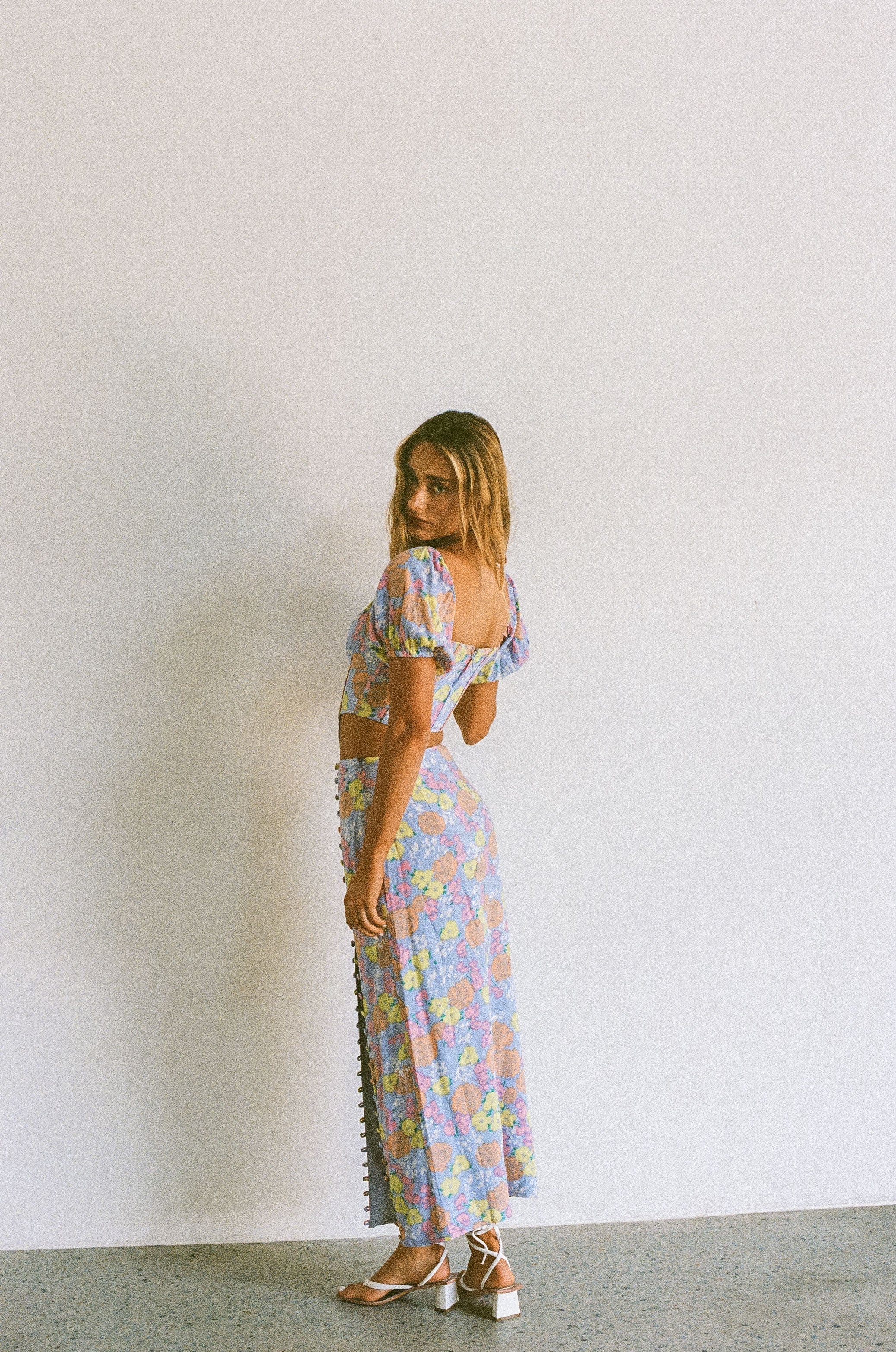 Sample Akia Midi Women's Skirt - A Unique Fashion Piece