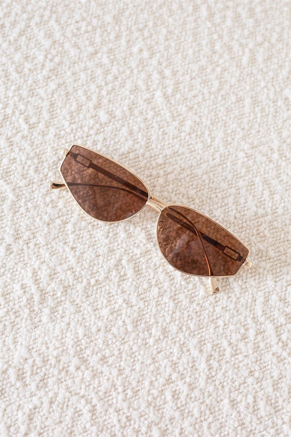 Stylish Gold-Toned Shady Sunglasses with Brown Lenses for Summer