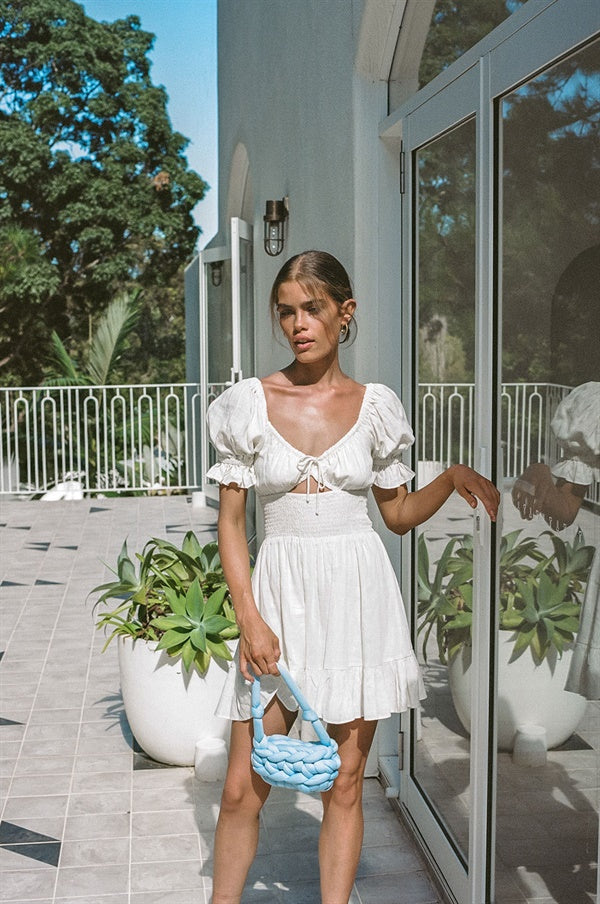 Stylish Women's White Moxxi Dress - Ideal for Fashionable Occasions