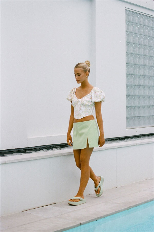 Exclusive Hensley Sample Top in Perfect XS Size