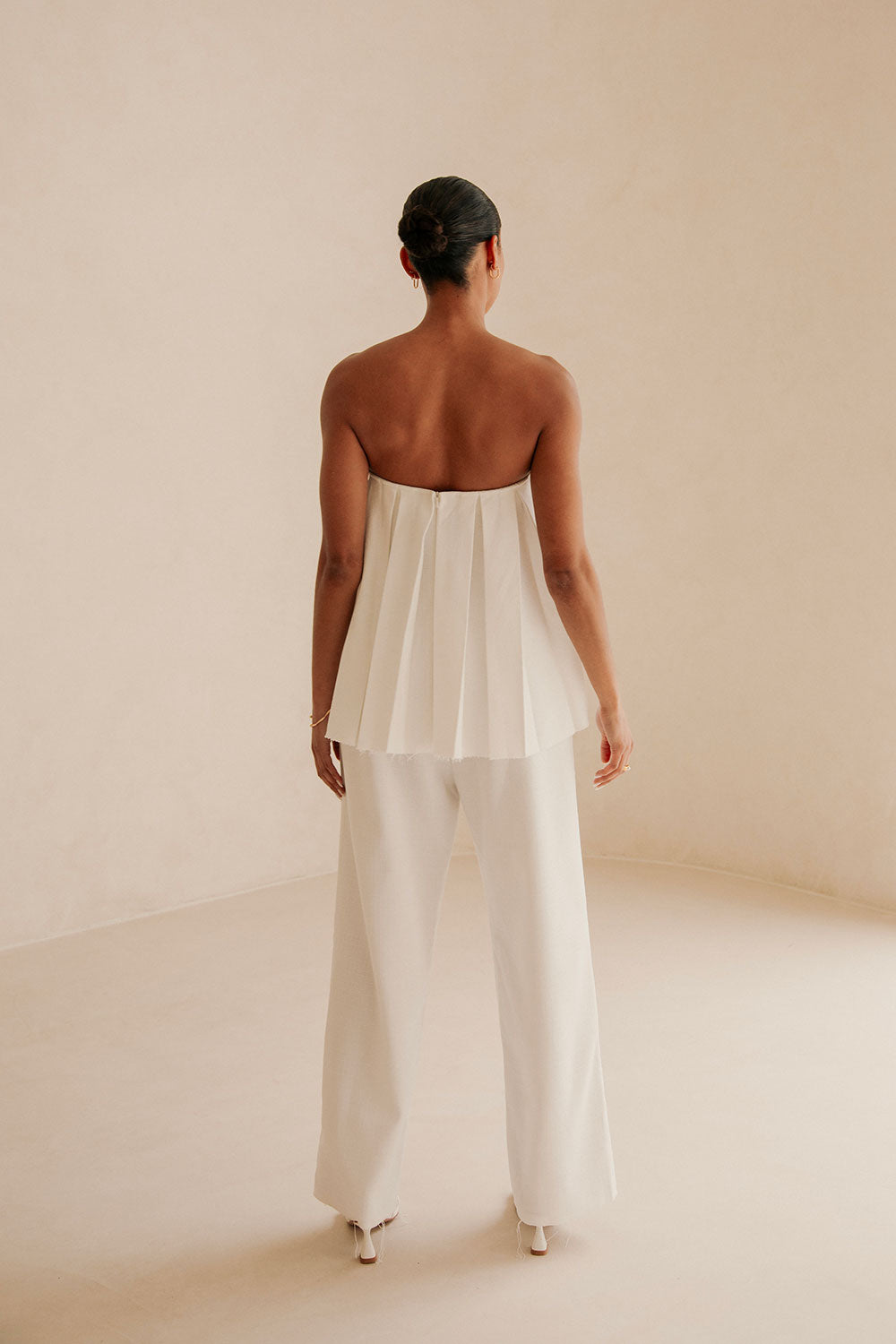 Stylish White Structured Kamila Pants with Elastic Waist and Drawstring