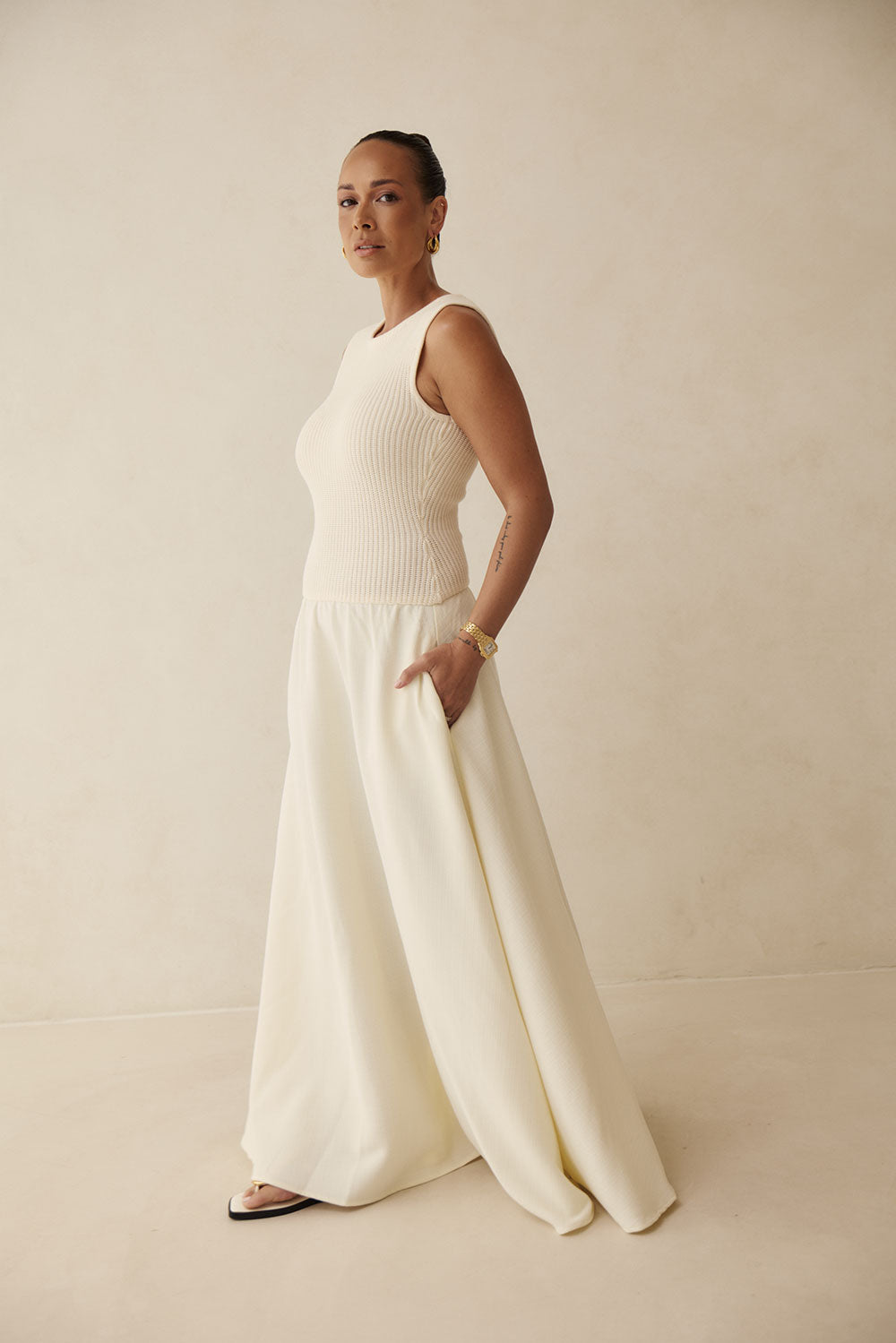 Exquisite Women's Bryce Dress in Stunning Buttery Yellow