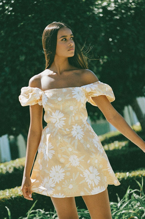 Sample Unique Garland Style Women's Dress