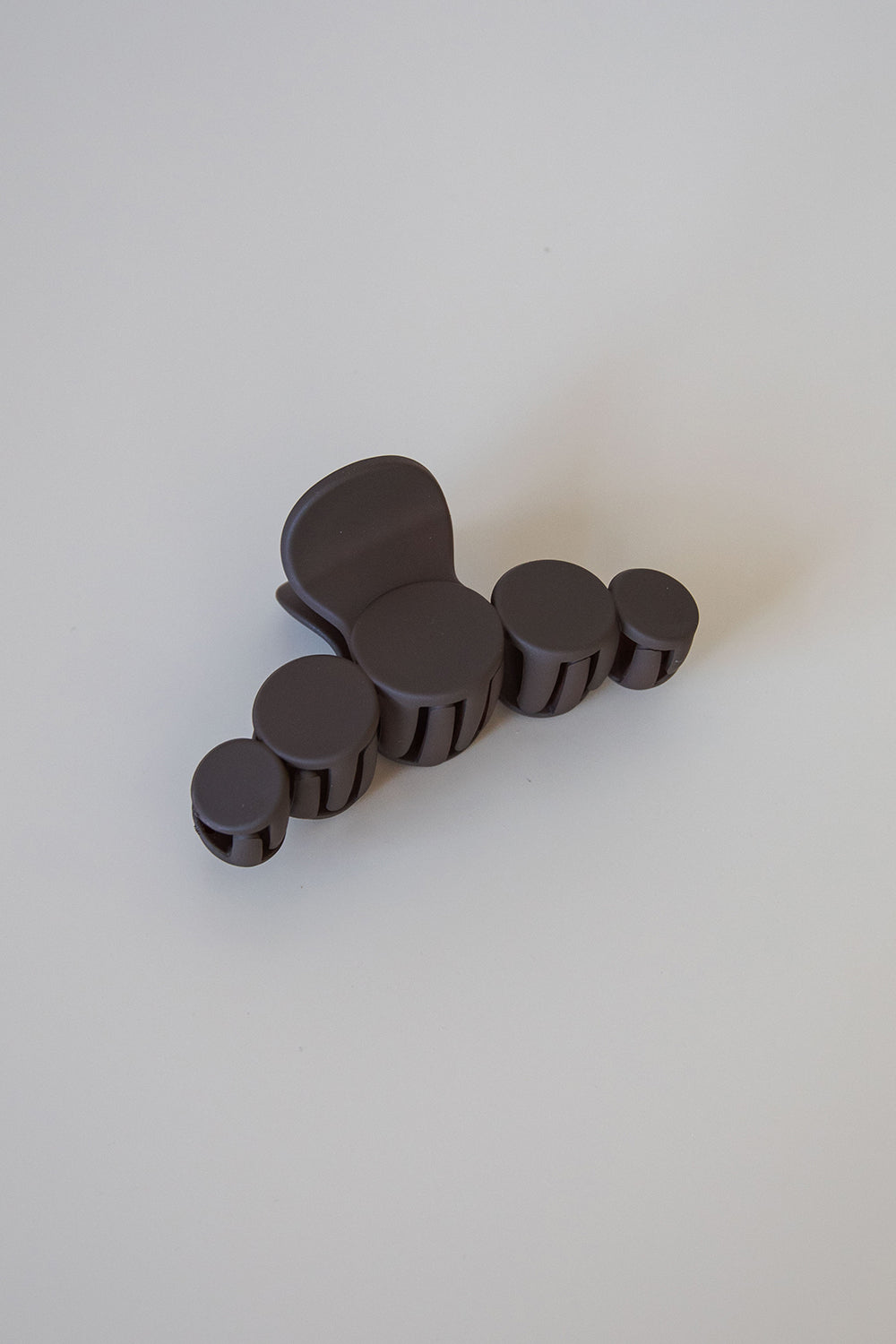 Chocolate-colored Cloud-shaped Claw Clip for Effortlessly Cute Updos