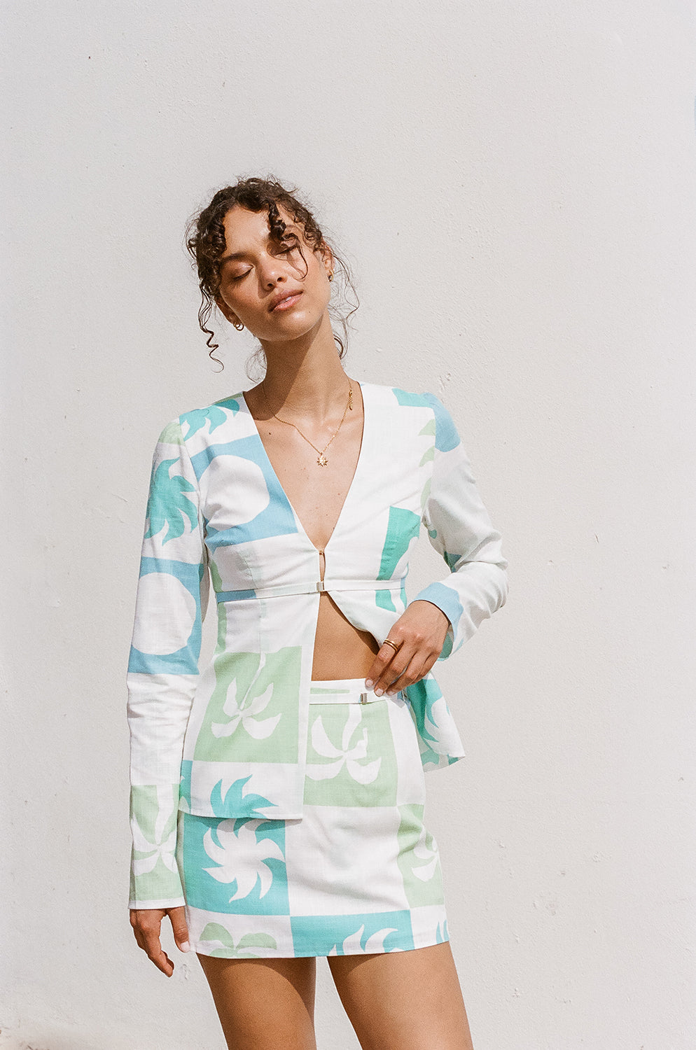 Exquisite Harlow Skirt with Palm Tile Breeze Pattern
