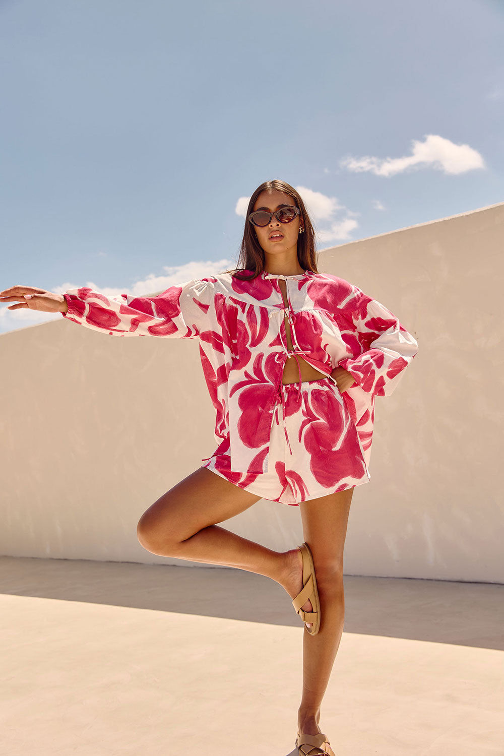 Elegant Ada Floral Mina Shorts for Relaxed Vacations