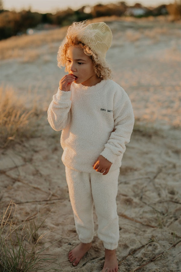 Cozy Sherpa Mini Crew - Style Sweater for a Twin Look