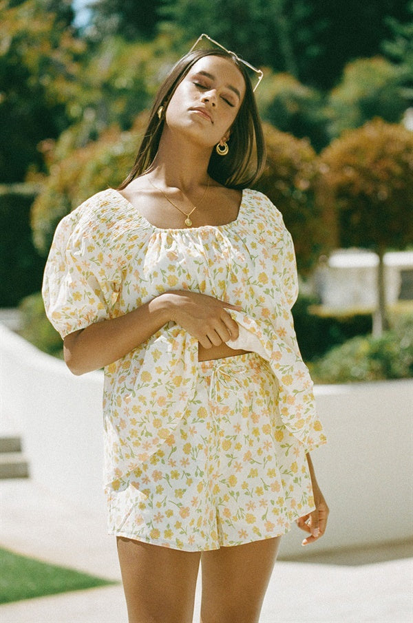 Exclusive Vintage Floral Print Natural Cream Cotton High Waisted Avant Shorts