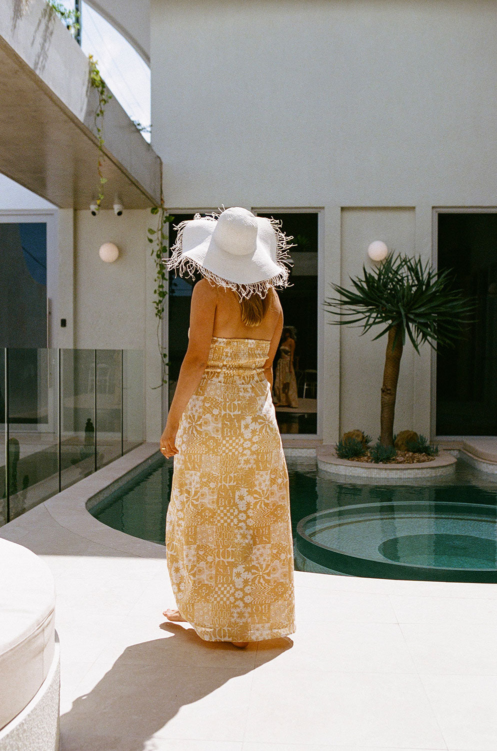Exclusive Canyon Boracay Dress Sample for Women's Fashion