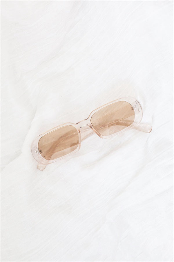 Stylish On - trend Mika Fashionable Sunglasses for Summer