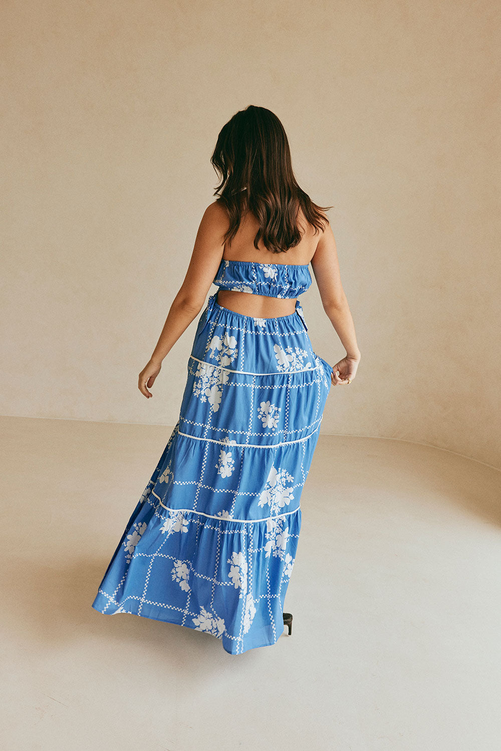Stunning Lili Maxi Dress with Exclusive Checked Flower Print
