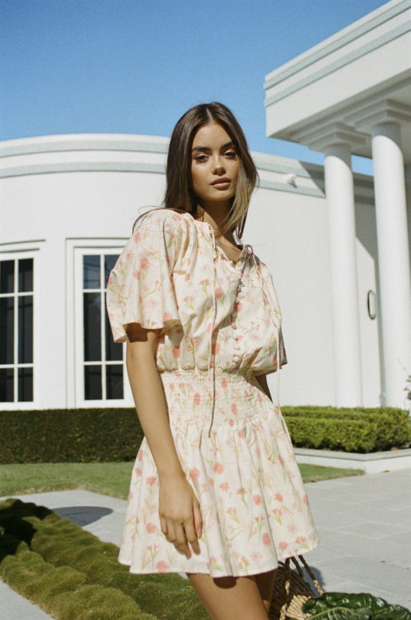 Exquisite Oria Floral Dress - Perfect XS Sample for Fashion Lovers