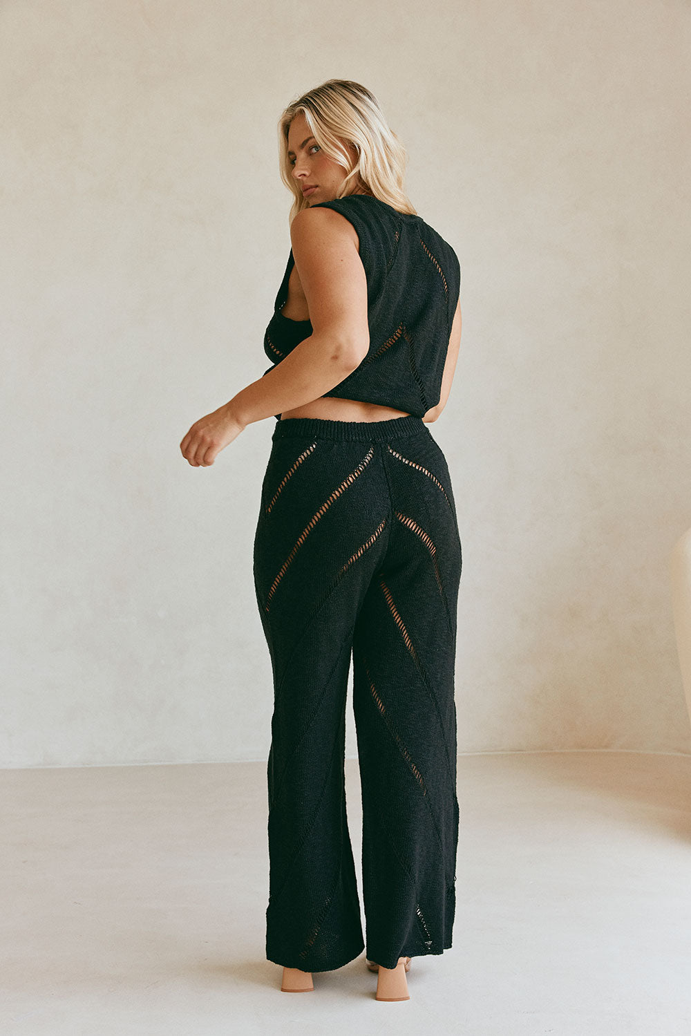 Black Signature Knit Josiah Trousers - A Stylish Bottom Wear
