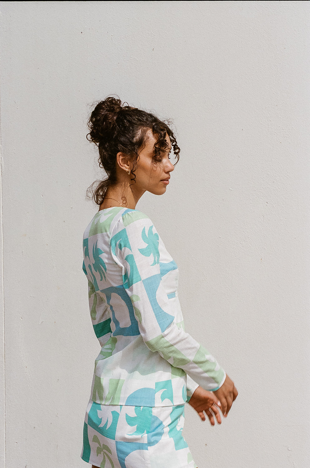 Exquisite Harlow Skirt with Palm Tile Breeze Pattern